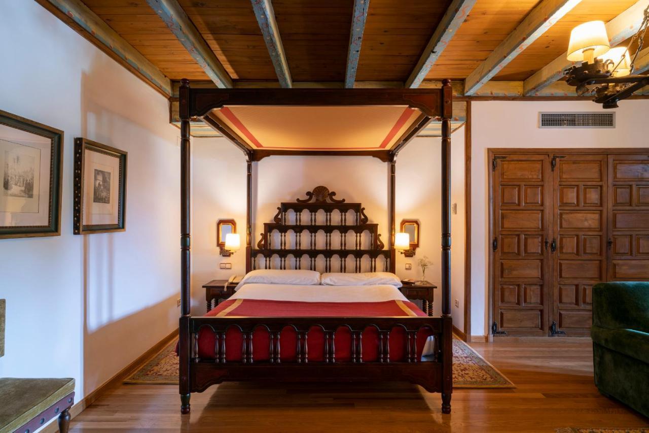 Parador De Vilalba Bagian luar foto
